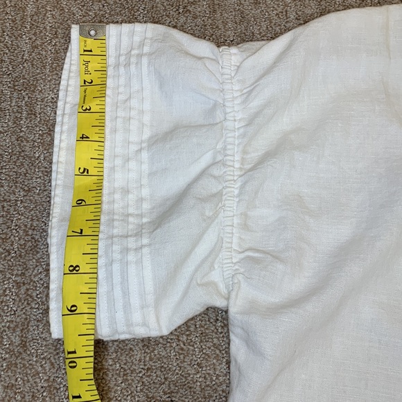 Excellent used condition. White linen/cotton blend women’s top from GAP.Sz small - Picture 9 of 11